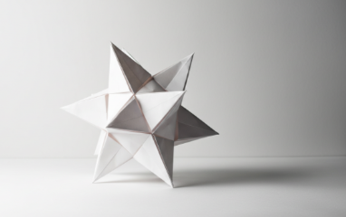 首帧 — 折纸星